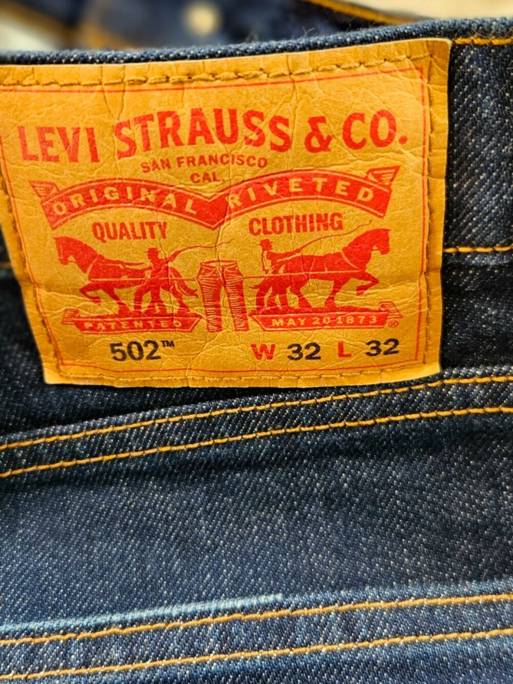 Levi’s 502 Regular Taper Jeans – Dark Blue Denim (W32 L32) - Excellent Condition - Picture 12 of 13